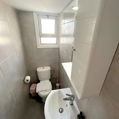 Apartment Center Getaway *